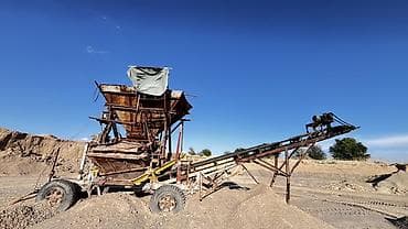 Мобильный сортировочный виброгрохот + ленточный конвейер для инертных