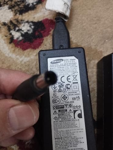 7a: Сетевые адаптеры питания Samsung и LG (оригинальные) 1) Samsung AC/DC — 4