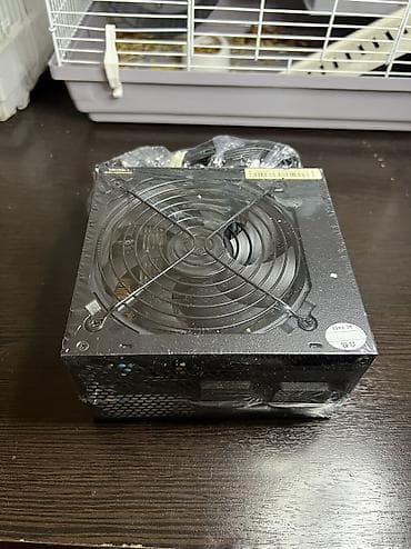 блоки питания для ноутбуков thermaltake: Блок питания, Thermaltake, 650 Вт, 80 Plus, 650 Вт — 2
