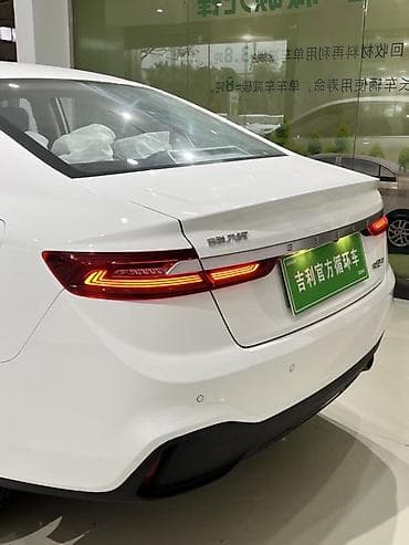 sg 5: Geely Emgrand EC7: 2025 г., Седан — 2