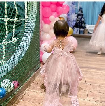 вещи на девочку 3 4 года: Детское платье, Б/у — 1