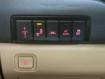 Kia Carnival: 2019 г., 2.2 л, Автомат, Дизель, Минивэн — 9
