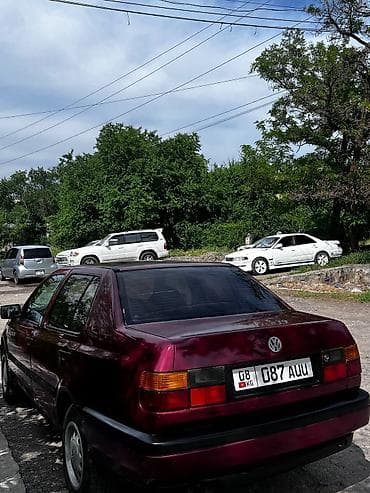 продам вазу: Volkswagen Vento: 1992 г., 1.8 л, Механика, Бензин, Седан — 4