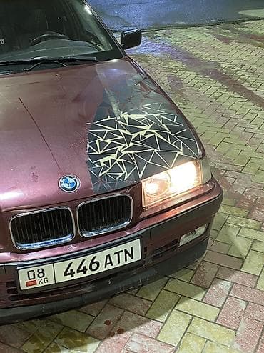 BMW: BMW 3 series: 1992 г., Седан — 4