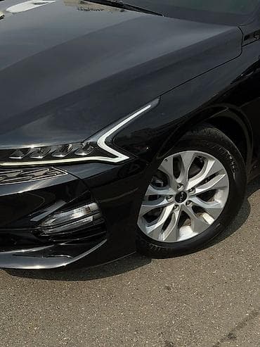 сиденийе: Kia K5: 2022 г., 2 л, Автомат, Газ, Седан — 2