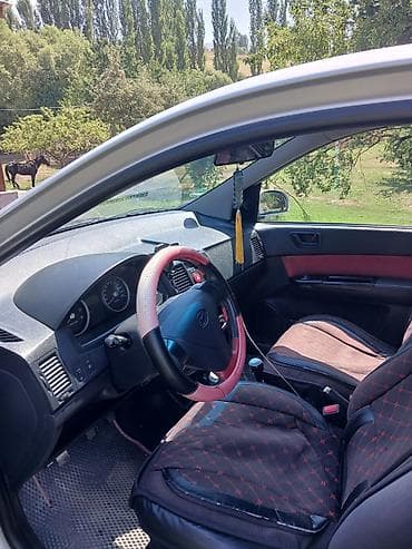 тесла модел с: Hyundai Getz: 2006 г., 1.6 л, Механика, Бензин, Хэтчбэк — 5