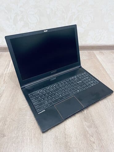 Линолеум: Ультрабук, MSI, 16 ГБ ОЗУ, Intel Core i7, 15.6 ", Б/у, память NVMe SSD — 6