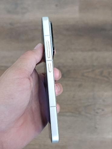 ми 7: Xiaomi, 15, Б/у, 256 ГБ, цвет - Белый, 2 SIM — 7