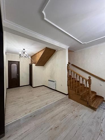 баа: ЧЕКЧЕЙГЕН ЖЕР ҮЙ САТЫЛАТ!!! 1-линияда жайгашкан ✅ Жери: 20 соток ✅ Үй — 5