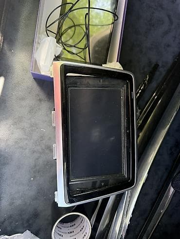 Автомобильная мультимедийная система (головное устройство) с сенсорным