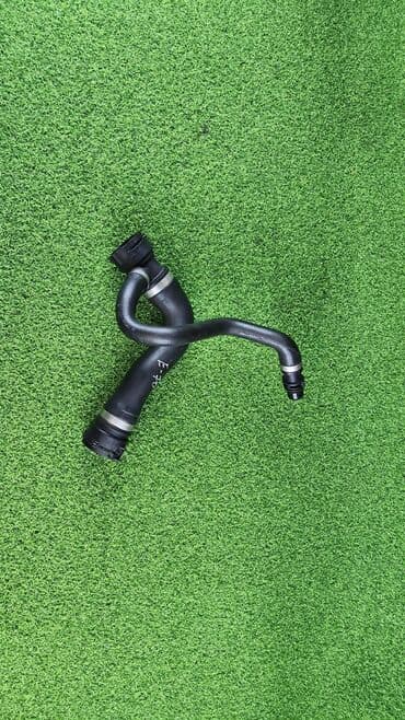 блок предохранителей: Патрубок 1712 7 593 490 Е70 N52 3.0i Год 2009 В отличном — 5