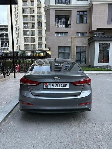 sonata 2012: Hyundai Elantra: 2017 г., 2 л, Автомат, Бензин, Седан — 4