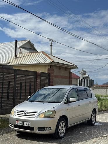 Toyota: Toyota Ipsum: 2002 г., 2.4 л, Автомат, Бензин, Минивэн — 3