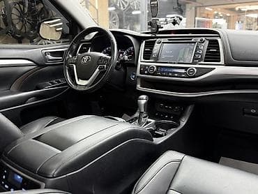 city: Toyota Highlander: 2019 г., 3.5 л, Автомат, Бензин, Кроссовер — 8