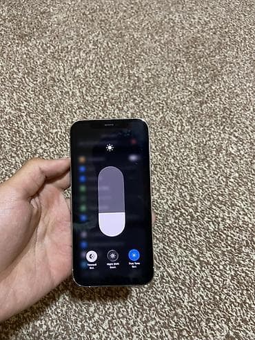 iphone 11pri: IPhone 12 Pro, Б/у, 128 ГБ, Серебристый, Защитное стекло, Чехол, Кабель, 84 % — 3