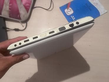 dekko plus: Ноутбук Samsung (серия R) с диагональю . Цвет крышки — белый с — 5