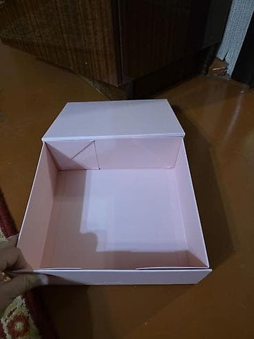 Аппараты для стирки ковров: Распродажа! Розовая коробка 300с, белые коробки по 60с, заколки за 3шт — 2