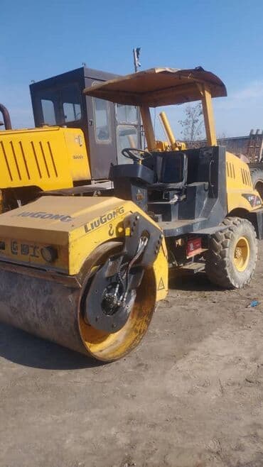 бетон миксер: Погрузчик, Колесный, Фронтальный — 7