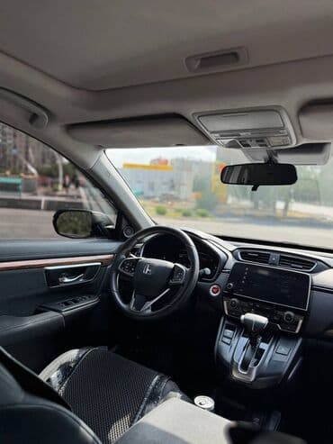 срочно продам авто в связи с переездом: Honda CR-V: 2019 г., 1.5 л, Автомат, Бензиновая, Кроссовер — 2