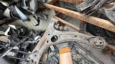 Рычаг передней подвески (нижний), стальной, для легкового автомобиля — 1