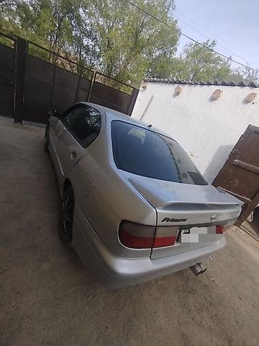 Унаа сатуу: Nissan Primera: 1998 г., 2 л, Кол менен иштөөчү, Седан — 2