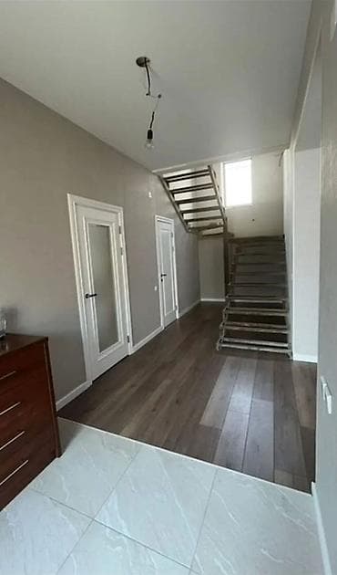 Үйлөр: 🏡 Продается уютный двухэтажный дом в ж/м Кок-Жар 📍 ул. Кок-Жайык — 2