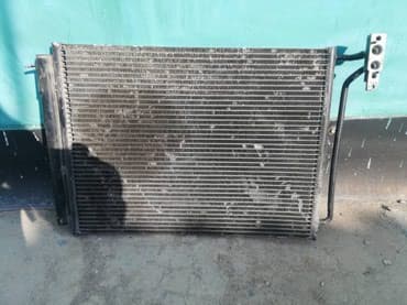 БМВ Радиатор Кондиционера.ЗАПЧАСТИ БМВ