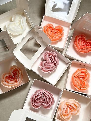 света диот: Ароматические свечи ручной работы - Формы: цветы (пионы, розы — 6