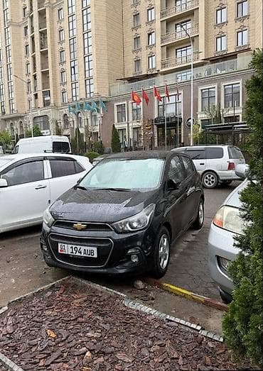 step 2: Chevrolet Spark: 2016 г., 1 л, Автомат, Бензин, Хэтчбэк — 4