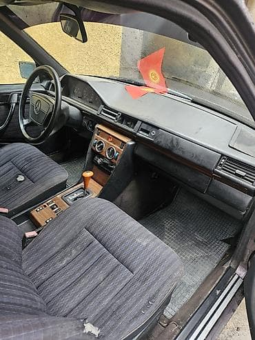 авто мурабаха: Mercedes-Benz W124: 1993 г., 2.3 л, Автомат, Бензин, Седан — 6