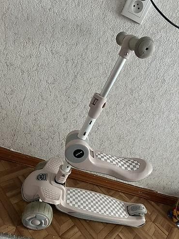 Детский 3‑колёсный самокат со сиденьем/подножкой 2‑в‑1. Особенности at lalafo.kg Детский 3‑колёсный самокат со сиденьем/подножкой 2‑в‑1. Особенности