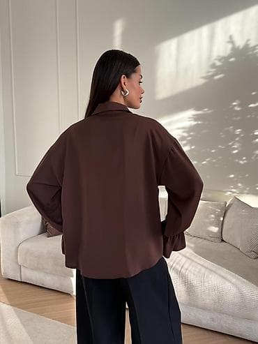 рубашка в клетку: Блуза свободного кроя в шоколадном цвете. Есть размеры S,M - Фасон — 2