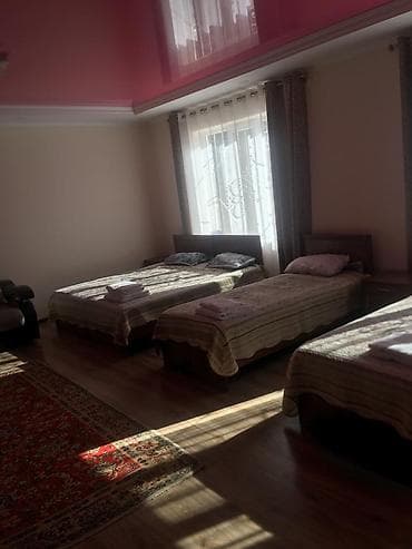 чекиш ата сдаю: Коттедж, Ай-Ас Чолпон-Ата, Детская площадка, Парковка, стоянка, Охраняемая территория — 4