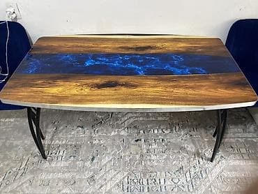 stol: Кухонный стол, Б/у, Прямоугольный, Нераскладной — 1