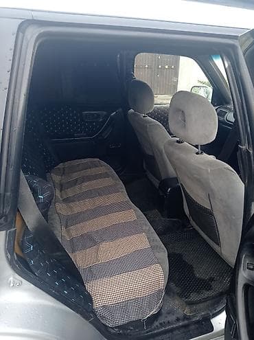 01: Subaru Forester: 2000 г., Кроссовер — 4