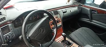 Унаа: Mercedes-Benz E-Class: 1997 г., 2 л, Кол менен иштөөчү, Бензин, Универсал — 9