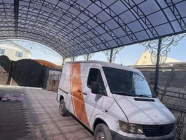 Жеңил жүк ташуучу унаа, Mercedes-Benz, Колдонулган — 2