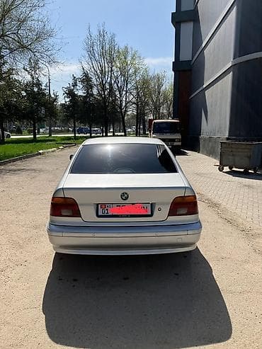 е 34 тарпеда сидения: BMW 5 series: 2002 г., 3 л, Автомат, Бензин, Седан — 4