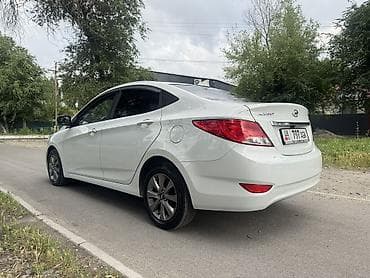 mazda 1: Hyundai Accent: 2019 г., 1.4 л, Вариатор, Бензин, Седан — 3