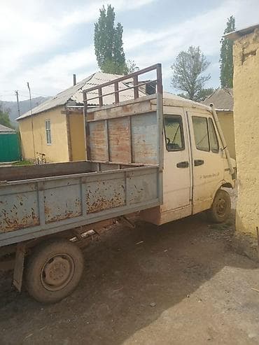 Продажа авто: Mercedes-Benz : 1993 г., 2.9 л, Механика, Дизель, Бус — 3