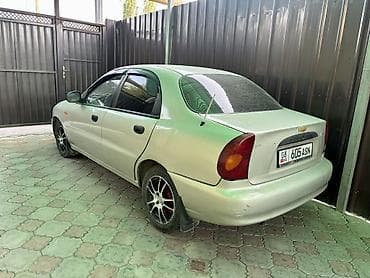 Унаа: Chevrolet Lacetti: 2011 г., 1.5 л, Кол менен иштөөчү, Бензин, Седан — 7