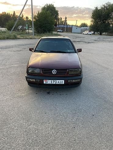 моно на венто: Volkswagen Vento: 1993 г., 1.8 л, Механика, Бензин, Седан — 3