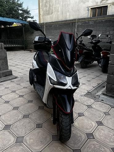 m max: Тип скутера M8, 150 куб. см, Бензин, Б/у — 3