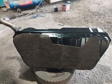 Топливный бак Mercedes-Benz 2001 г., Б/у, Оригинал, Германия