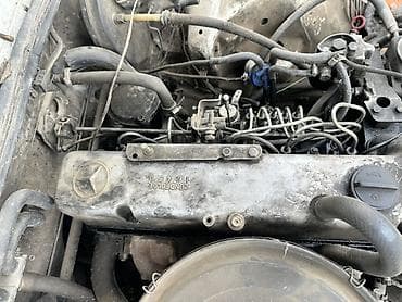 Дизельный двигатель Mercedes-Benz OM617 (рядный 5-цилиндровый) в сборе