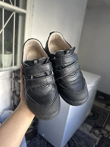 обувь рабочий: Детские черные туфли/кроссовки для школы - Модель: Babotou Kids Shoes — 4