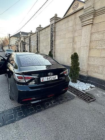 kia 2018: Hyundai Sonata: 2018 г., Автомат, Бензин, Седан — 3