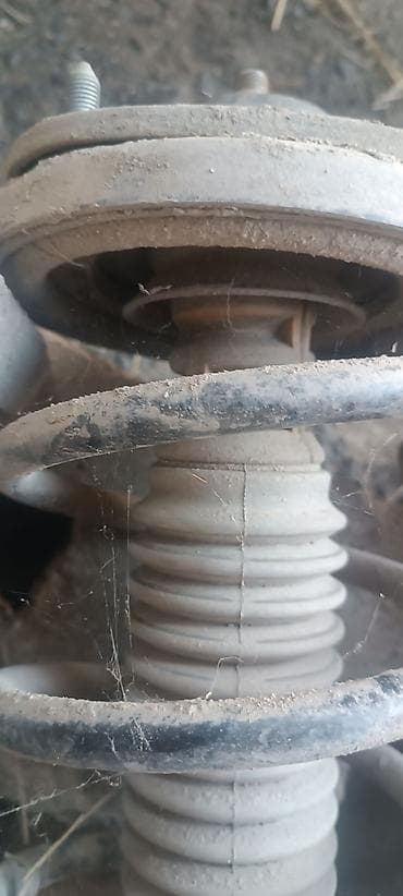 audi c5: Передний амортизатор Honda 2001 г., Б/у, Оригинал, Япония — 4