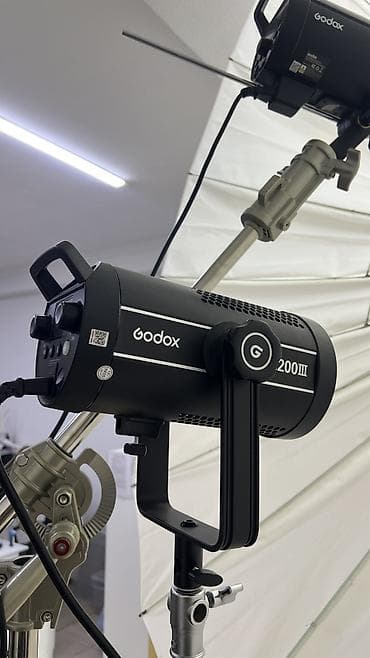 3ds max: Студийные оборудование Godox 3 импульсных источника* Goodox DP600 III — 6