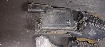 ls: Lexus LS 460 600h, корпуса воздушных фильтров — 2